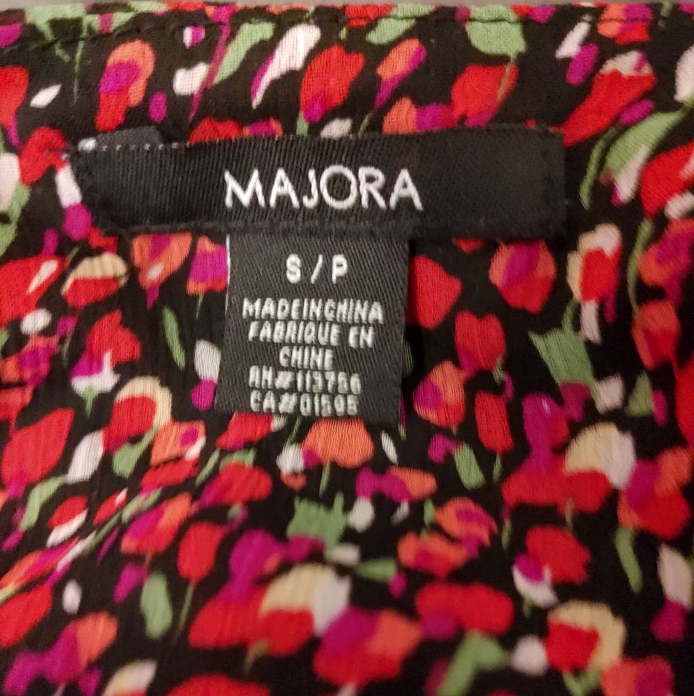 NWOT Ruffled/Flared Skirt S - Picture 2 of 2